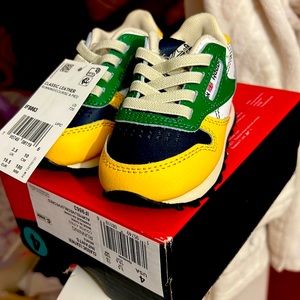 Reebok NWT Classic leather Infant’s 4